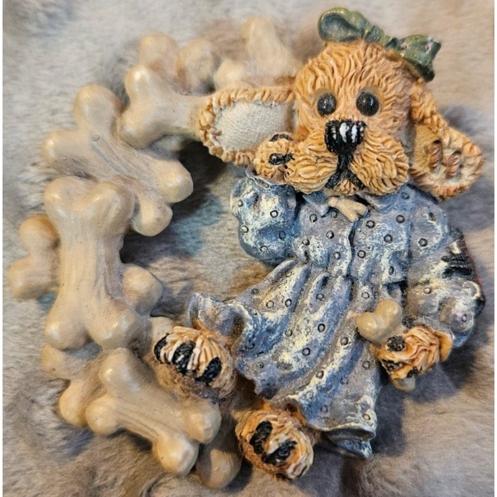Boyds Bears Brooch Pin‎ Berry Biscuit Puppy Dog Bone Vet Veterinarian Groomer